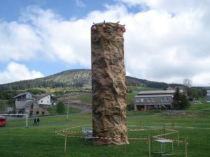 location de mur d'escalade aux estables en haute loire