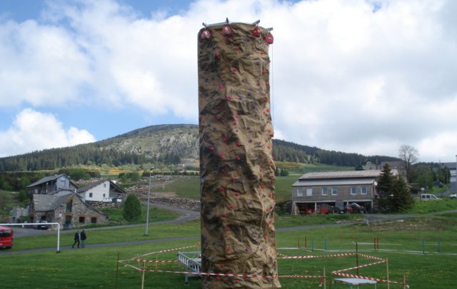 location de mur d'escalade aux estables en haute loire