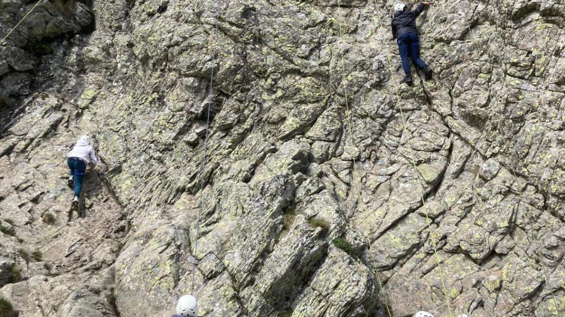 ESCALADE FALAISE