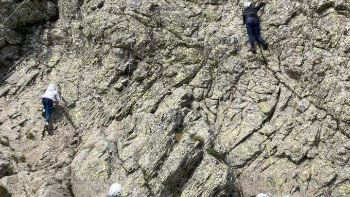 ESCALADE FALAISE